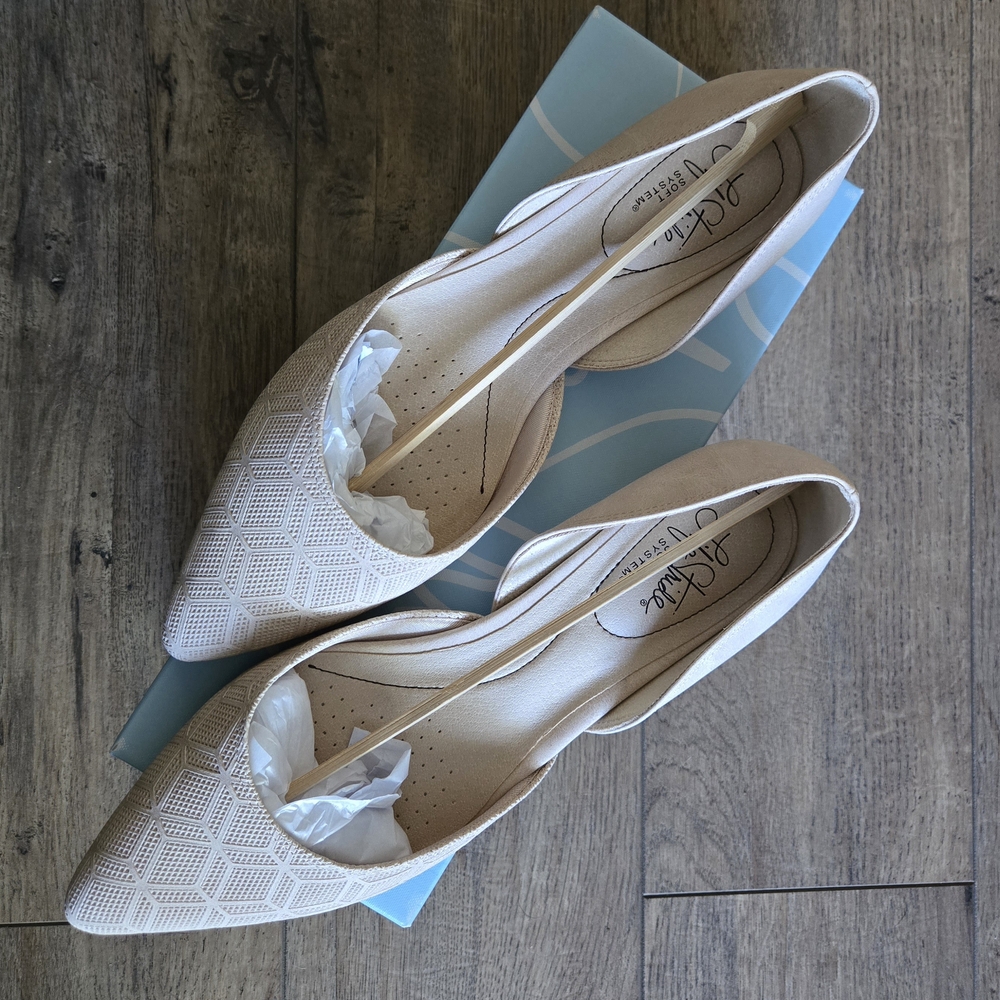 Blush Patterned Women's Shoe